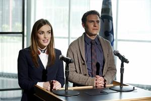 Fitz (Iain De Caestecker) and Simmons (Elizabeth Henstridge) return to the academy to investigate an occurrence at their alma mater