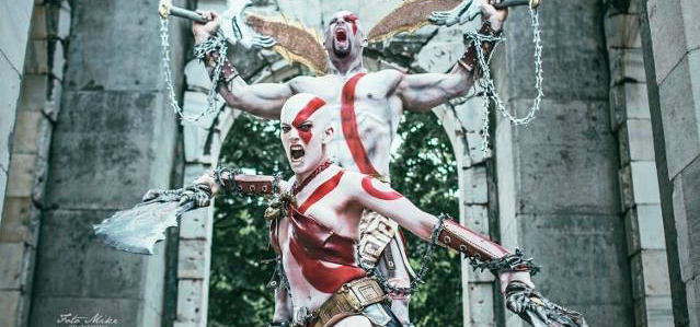 Awesome male and female Kratos cosplay