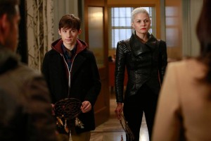 Once Upon S5-10_henry-emma